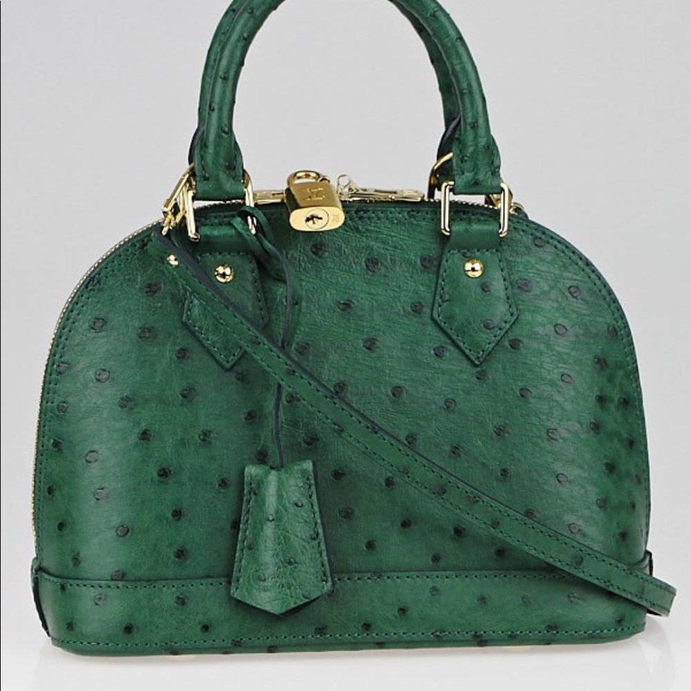 ❇️Sold❇️Louis Vuitton Ostrich Exotic Alma BB green - Picture 1 of 8